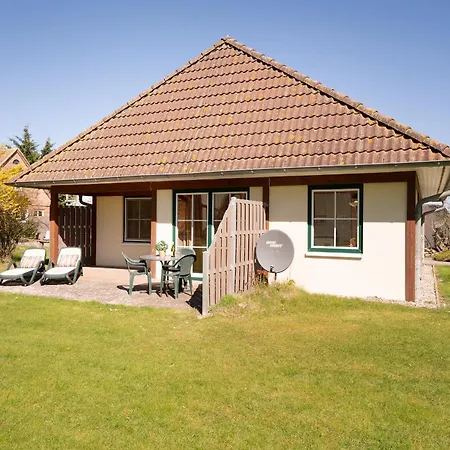 Holiday home Reiterhof Rickert Reitweg Meeschendorf